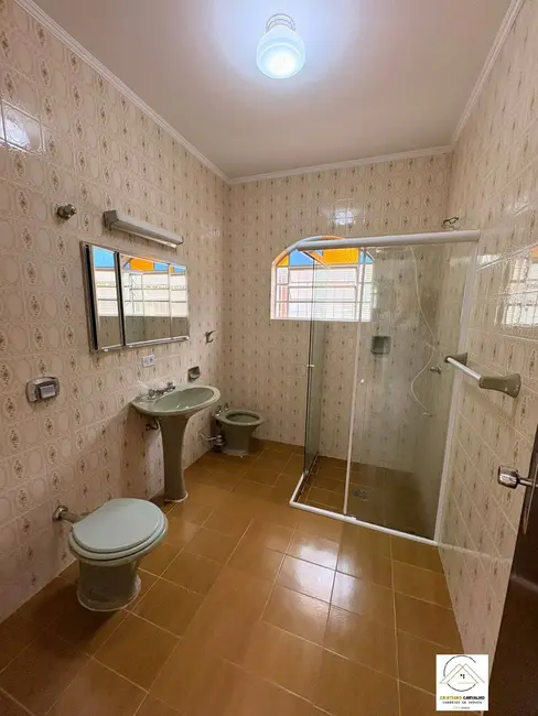 Foto 8 de Casa com 2 quartos para alugar, 600m2 em Vila Santista, Atibaia - SP
