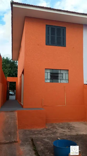Foto 2 de Casa com 2 quartos à venda e para alugar em Jardim Alvinópolis, Atibaia - SP