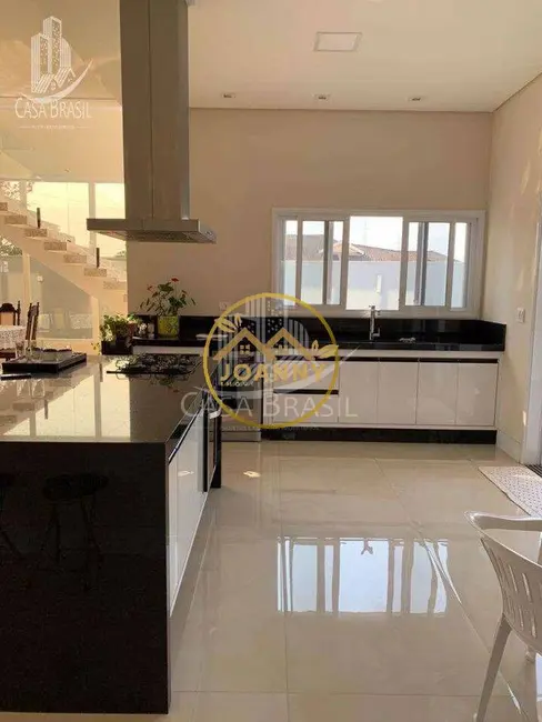 Foto 8 de Sobrado com 4 quartos à venda e para alugar, 447m2 em Jacarei - SP