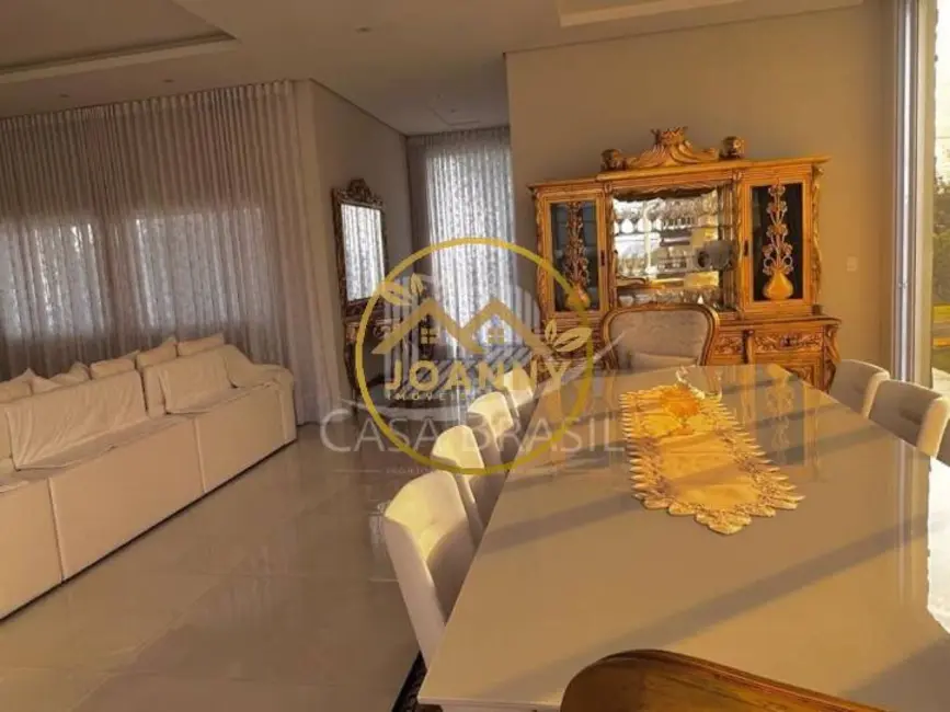 Foto 6 de Sobrado com 4 quartos à venda e para alugar, 447m2 em Jacarei - SP