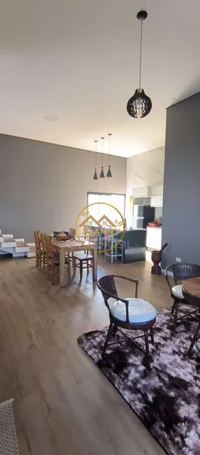 Foto 4 de Casa com 3 quartos à venda, 160m2 em Cacapava - SP