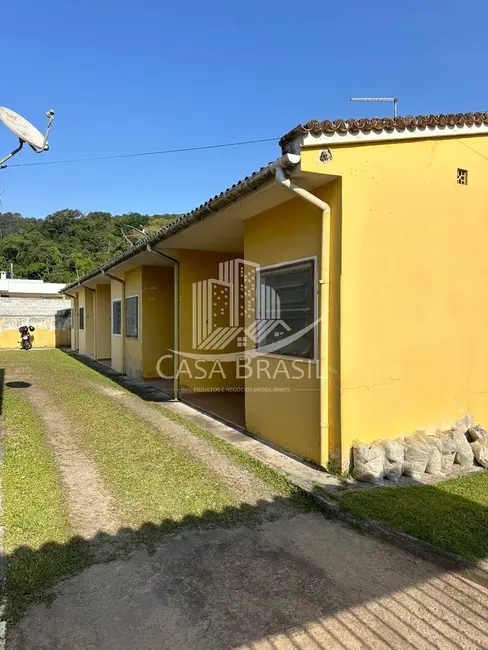Foto 5 de Kitnet com 1 quarto à venda, 35m2 em Massaguaçu, Caraguatatuba - SP
