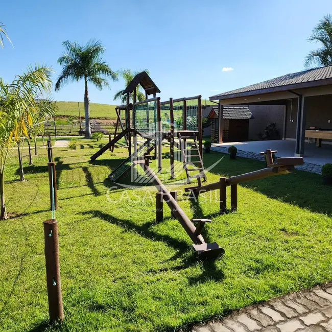 Chácara com 3 quartos à venda, 4900m2 em Tataúba, Cacapava - SP - imagem 3 Foto 3 de Chácara com 3 quartos à venda, 4900m2 em Tataúba, Cacapava - SP