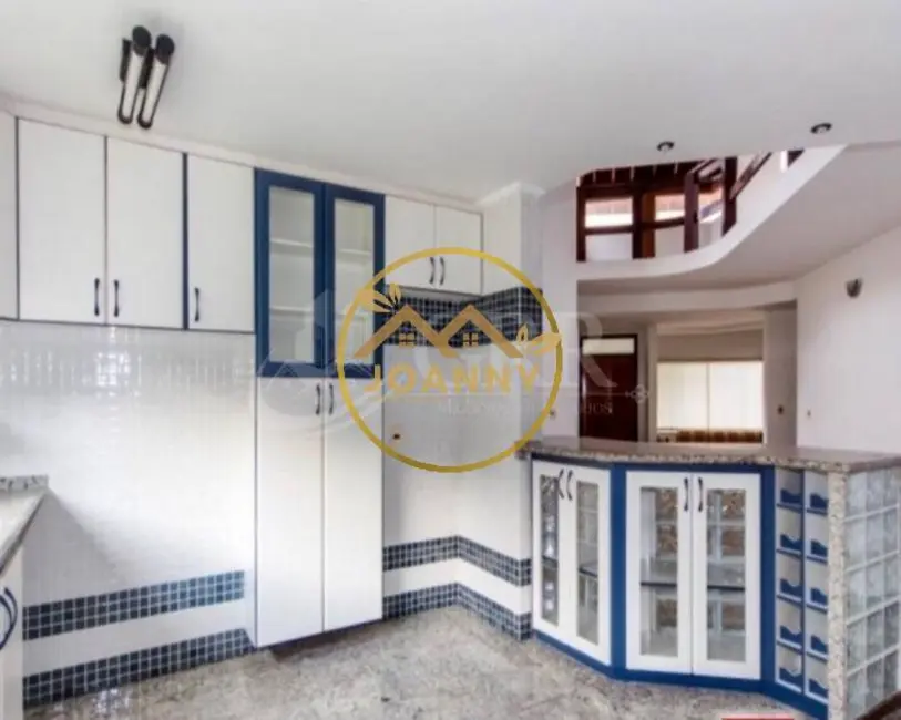 Foto 8 de Sobrado com 3 quartos à venda, 620m2 em Caraguatatuba - SP