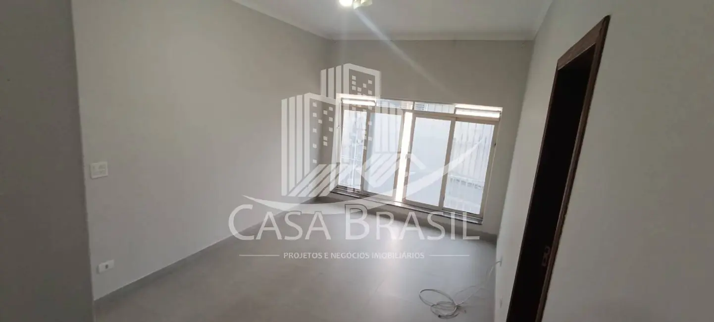 Casa com 3 quartos à venda, 200m2 em Sao Jose Dos Campos - SP - imagem 4 Foto 4 de Casa com 3 quartos à venda, 200m2 em Sao Jose Dos Campos - SP
