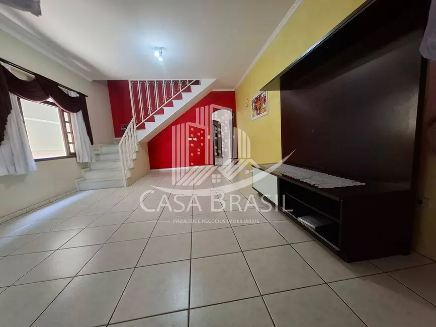 Foto 5 de Sobrado com 3 quartos à venda, 150m2 em Sao Jose Dos Campos - SP