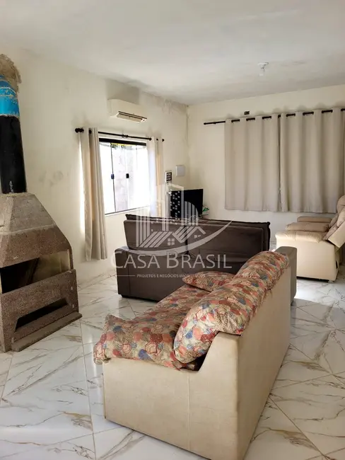 Foto 1 de Casa com 5 quartos à venda, 1123m2 em Verde Mar, Caraguatatuba - SP