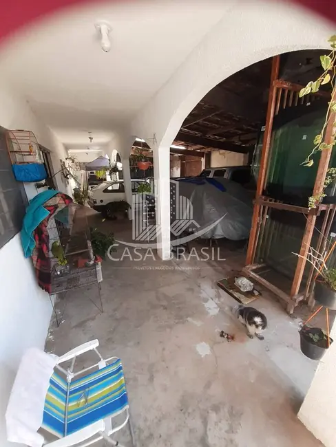 Foto 4 de Casa com 4 quartos à venda, 200m2 em Sao Jose Dos Campos - SP