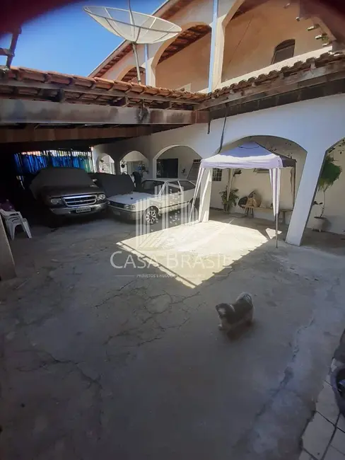 Foto 6 de Casa com 4 quartos à venda, 200m2 em Sao Jose Dos Campos - SP