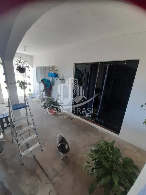 Foto 3 de Casa com 4 quartos à venda, 200m2 em Sao Jose Dos Campos - SP