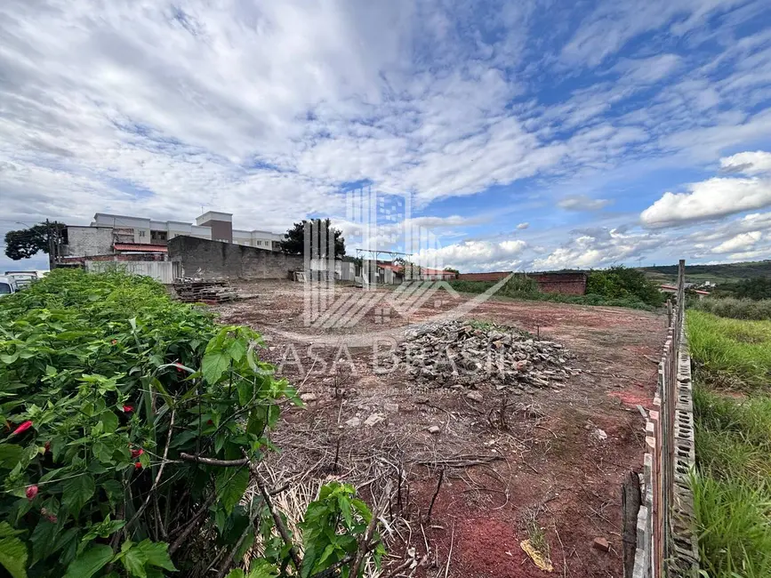 Terreno / Lote à venda, 1500m2 em Sao Jose Dos Campos - SP - imagem 4 Foto 4 de Terreno / Lote à venda, 1500m2 em Sao Jose Dos Campos - SP