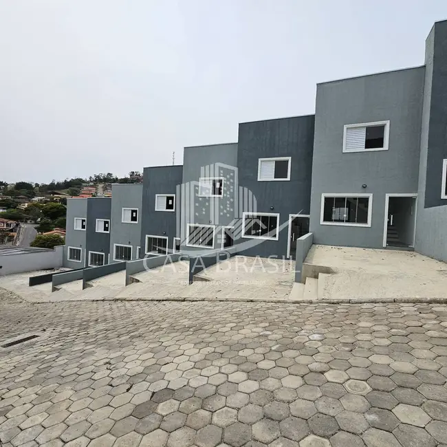 Foto 1 de Casa com 2 quartos à venda em Santa Branca - SP