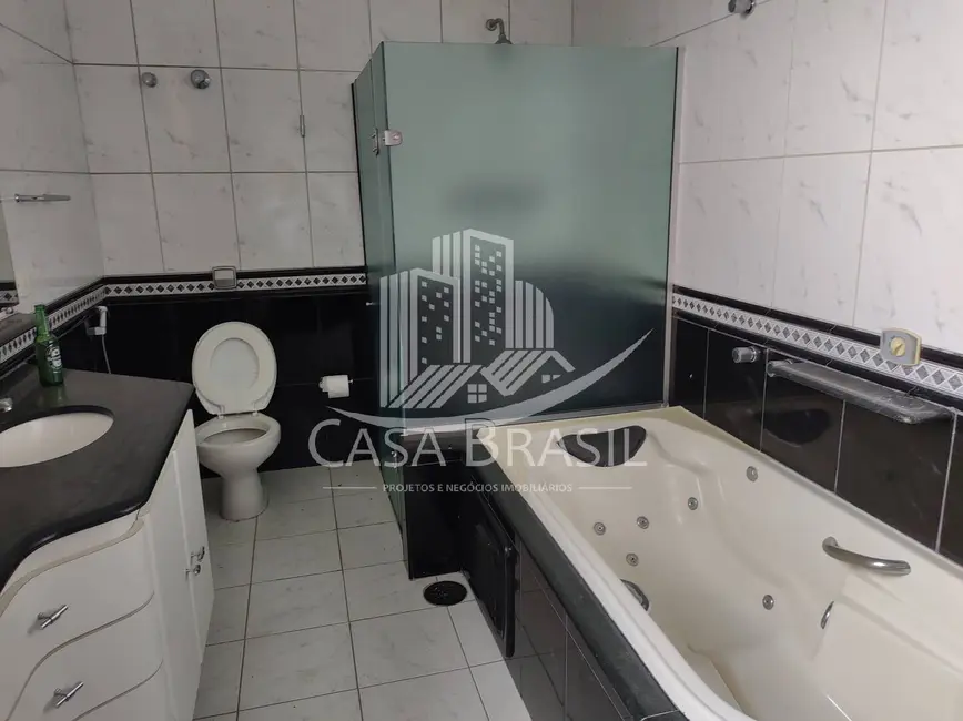 Foto 8 de Casa com 3 quartos à venda e para alugar, 1000m2 em Condomínio Residencial Mirante do Vale, Jacarei - SP