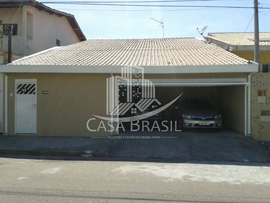 Foto 2 de Casa com 3 quartos à venda, 250m2 em Sao Jose Dos Campos - SP