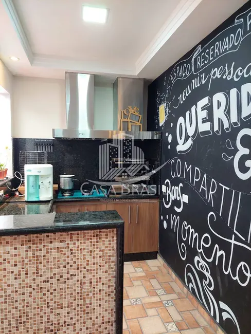 Foto 2 de Casa com 3 quartos à venda em Sao Jose Dos Campos - SP