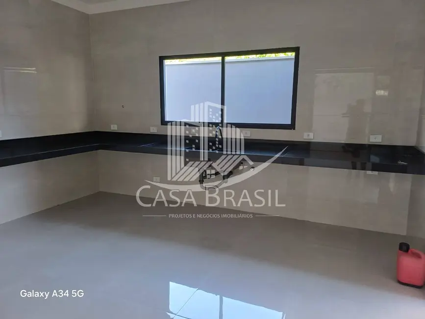 Foto 7 de Casa com 3 quartos à venda, 312m2 em Massaguaçu, Caraguatatuba - SP