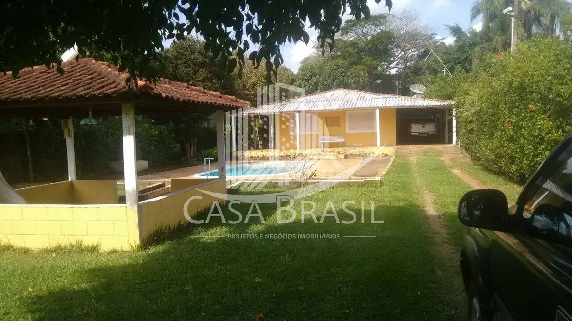 Casa com 5 quartos à venda, 2400m2 em Holambra - SP - imagem 1 Foto 1 de Casa com 5 quartos à venda, 2400m2 em Holambra - SP