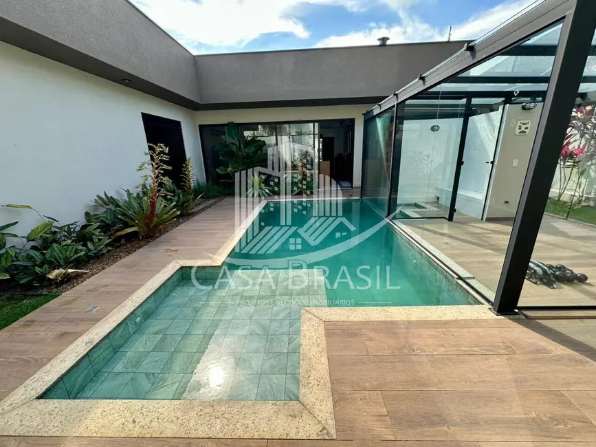 Foto 5 de Casa com 4 quartos à venda, 323m2 em Sao Jose Dos Campos - SP