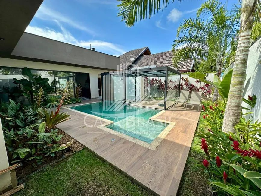 Foto 1 de Casa com 4 quartos à venda, 323m2 em Sao Jose Dos Campos - SP