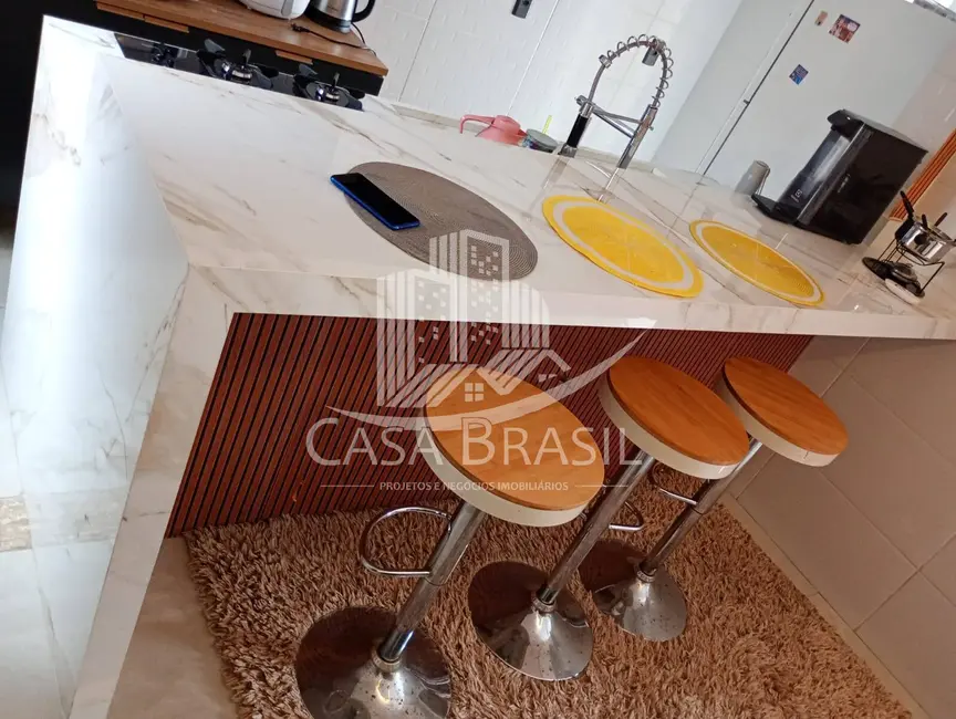Foto 2 de Casa com 3 quartos à venda, 175m2 em Sao Jose Dos Campos - SP