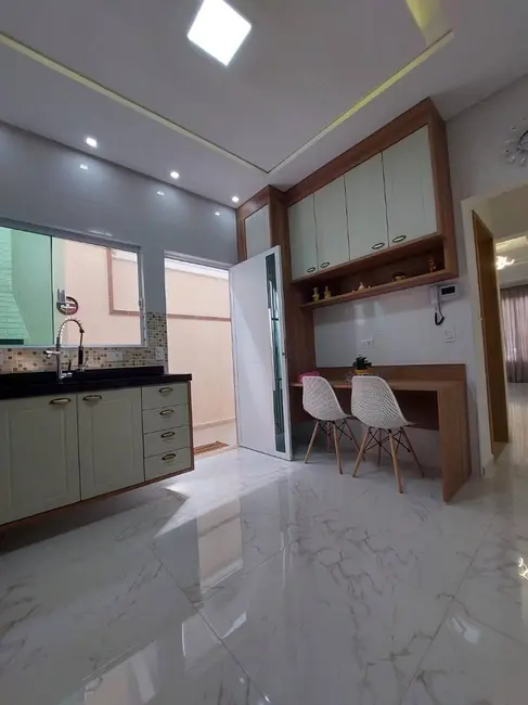 Foto 9 de Casa com 2 quartos à venda, 120m2 em Caiçara, Praia Grande - SP