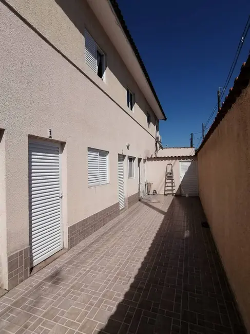 Foto 1 de Casa com 2 quartos à venda, 50m2 em Praia Grande - SP