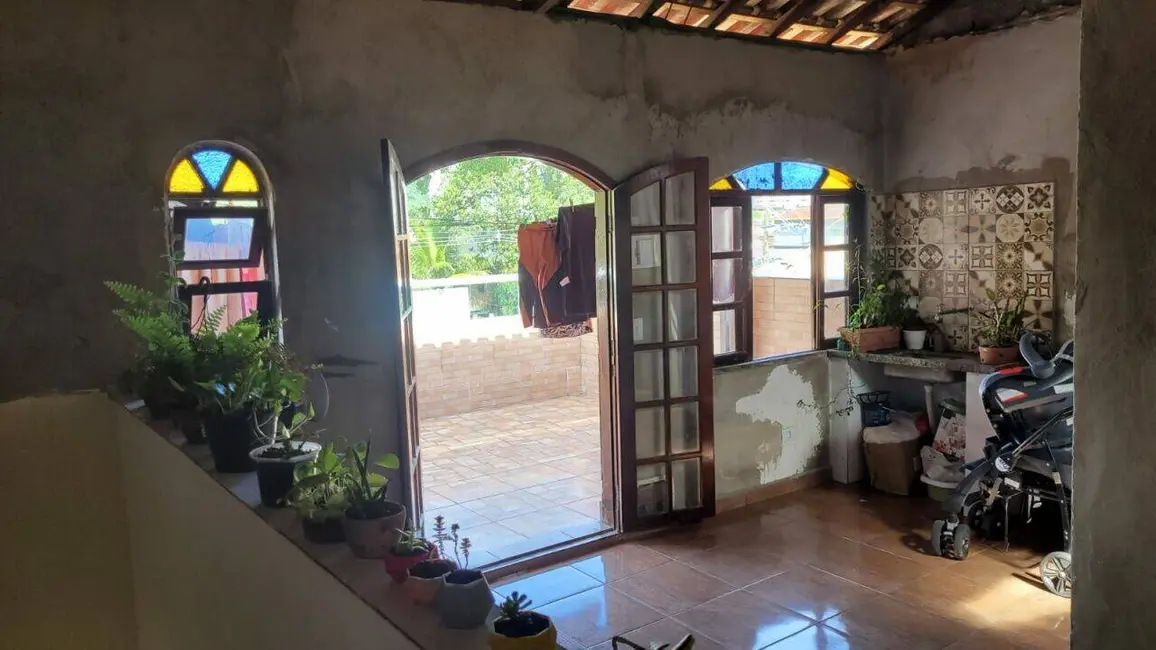 Casa com 5 quartos à venda, 178m2 em Canto do Forte, Praia Grande - SP - imagem 5 Foto 5 de Casa com 5 quartos à venda, 178m2 em Canto do Forte, Praia Grande - SP