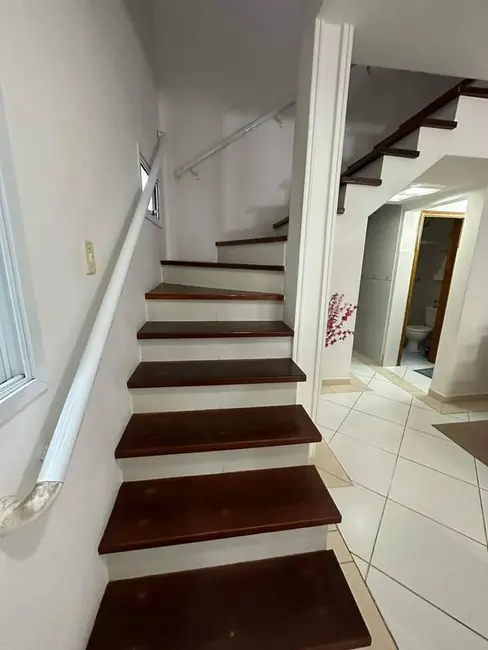 Foto 3 de Casa com 3 quartos à venda, 129m2 em Caiçara, Praia Grande - SP