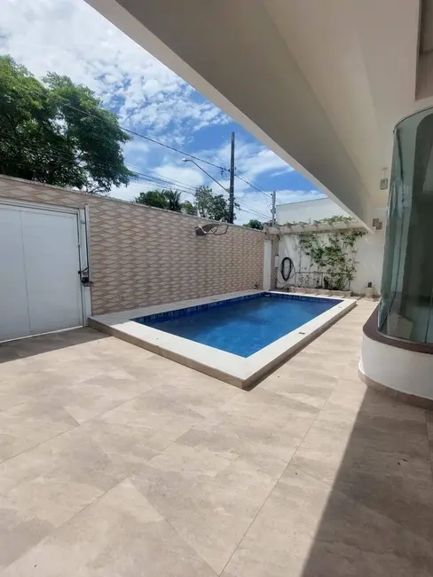 Foto 4 de Casa com 3 quartos à venda, 194m2 em Canto do Forte, Praia Grande - SP