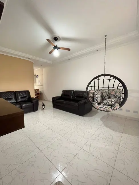 Foto 2 de Casa com 3 quartos à venda, 89m2 em Ocian, Praia Grande - SP