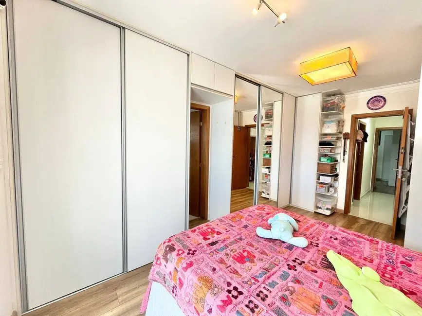 Apartamento com 3 quartos à venda, 225m2 em Canto do Forte, Praia Grande - SP - imagem 9 Foto 9 de Apartamento com 3 quartos à venda, 225m2 em Canto do Forte, Praia Grande - SP