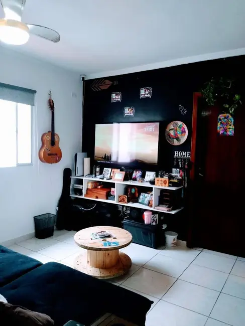 Foto 2 de Casa com 2 quartos à venda, 60m2 em Praia Grande - SP