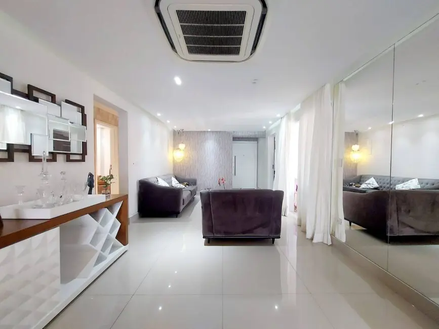 Apartamento com 4 quartos à venda, 213m2 em Canto do Forte, Praia Grande - SP - imagem 7 Foto 7 de Apartamento com 4 quartos à venda, 213m2 em Canto do Forte, Praia Grande - SP