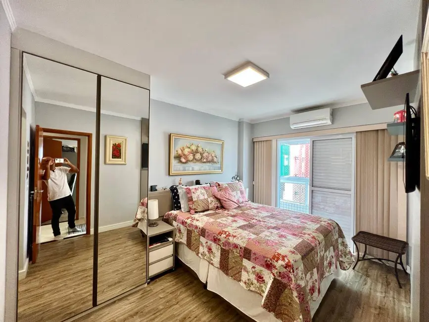 Foto 5 de Apartamento com 3 quartos à venda, 139m2 em Praia Grande - SP