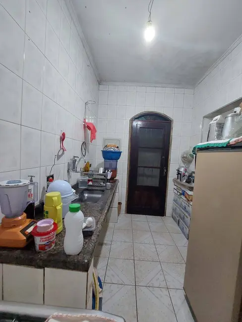 Foto 8 de Sobrado com 3 quartos à venda, 235m2 em Praia Grande - SP