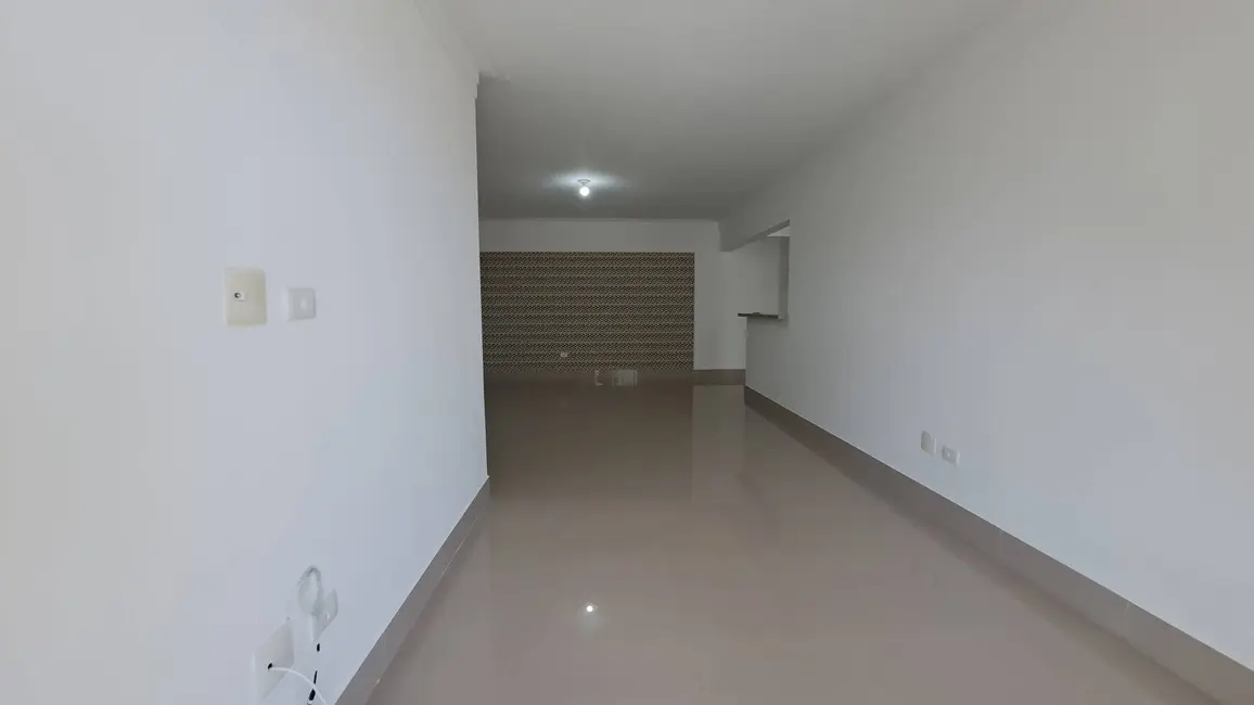 Foto 8 de Apartamento com 3 quartos para alugar em Praia Grande - SP