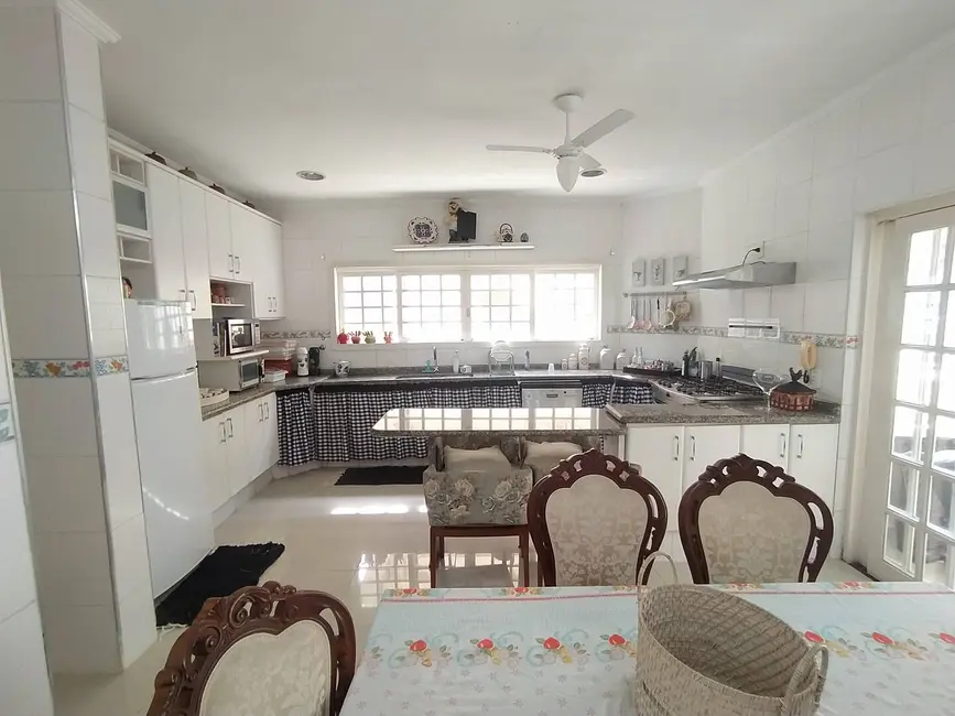 Foto 11 de Casa à venda em Bertioga - SP