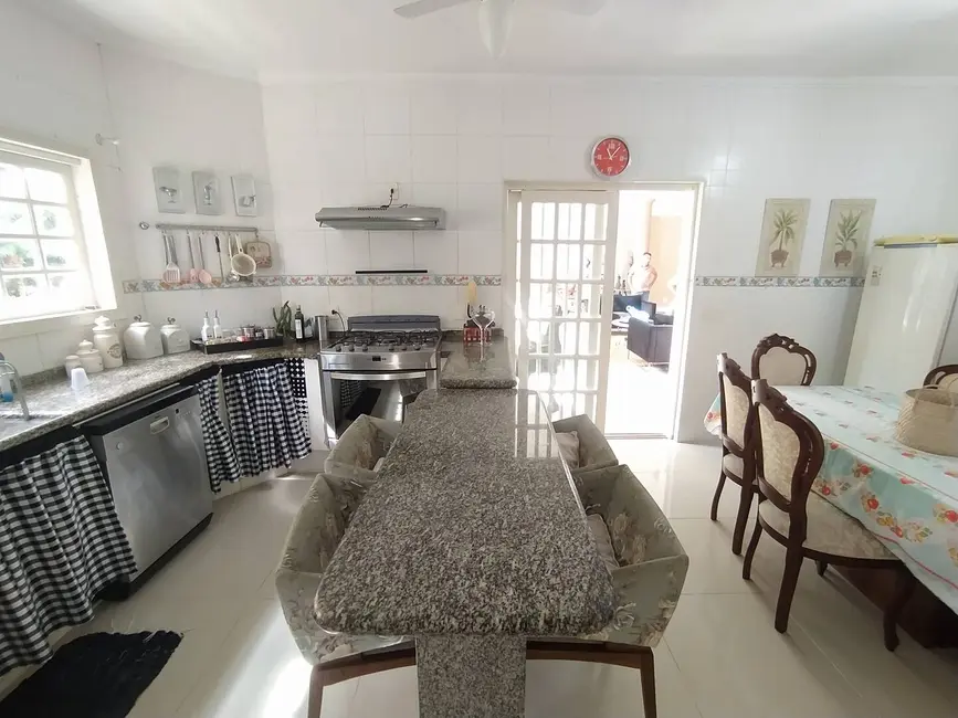 Foto 13 de Casa à venda em Bertioga - SP