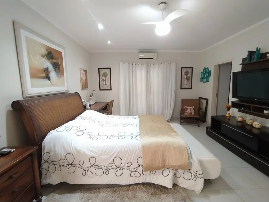 Foto 22 de Casa à venda em Bertioga - SP