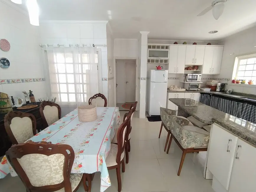 Foto 14 de Casa à venda em Bertioga - SP