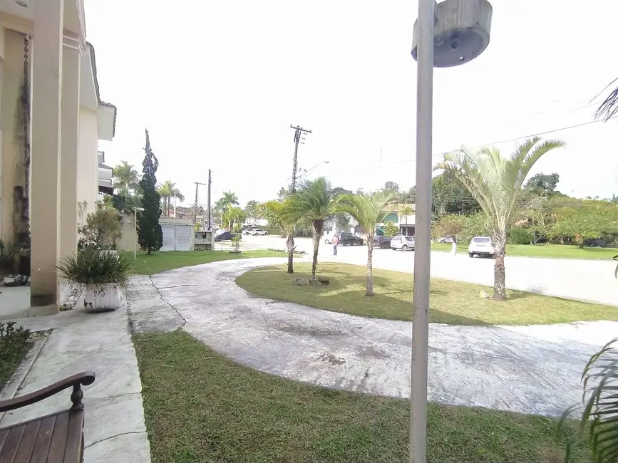 Casa à venda em Bertioga - SP - imagem 9 Foto 9 de Casa à venda em Bertioga - SP