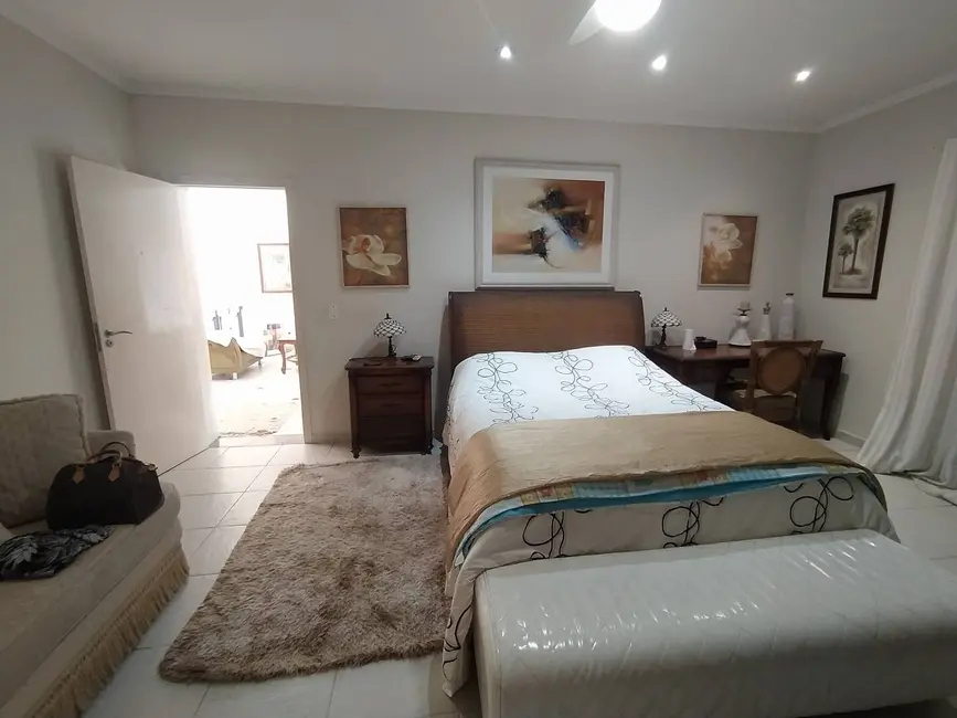 Foto 23 de Casa à venda em Bertioga - SP