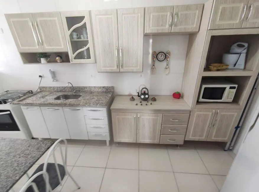 Apartamento com 2 quartos à venda, 84m2 em Ocian, Praia Grande - SP - imagem 9 Foto 9 de Apartamento com 2 quartos à venda, 84m2 em Ocian, Praia Grande - SP