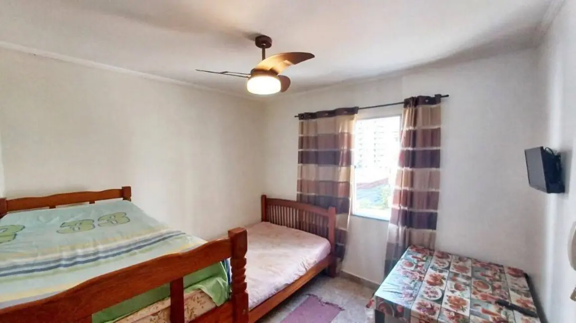 Foto 4 de Kitnet com 1 quarto à venda, 30m2 em Guilhermina, Praia Grande - SP