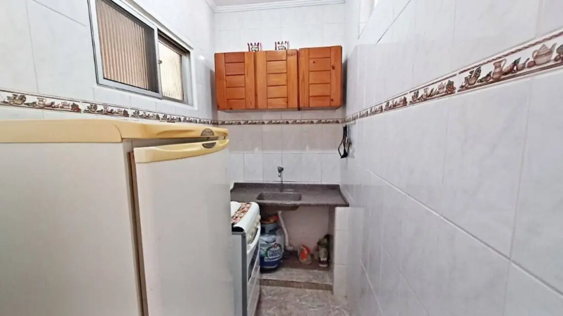 Foto 6 de Kitnet com 1 quarto à venda, 30m2 em Guilhermina, Praia Grande - SP