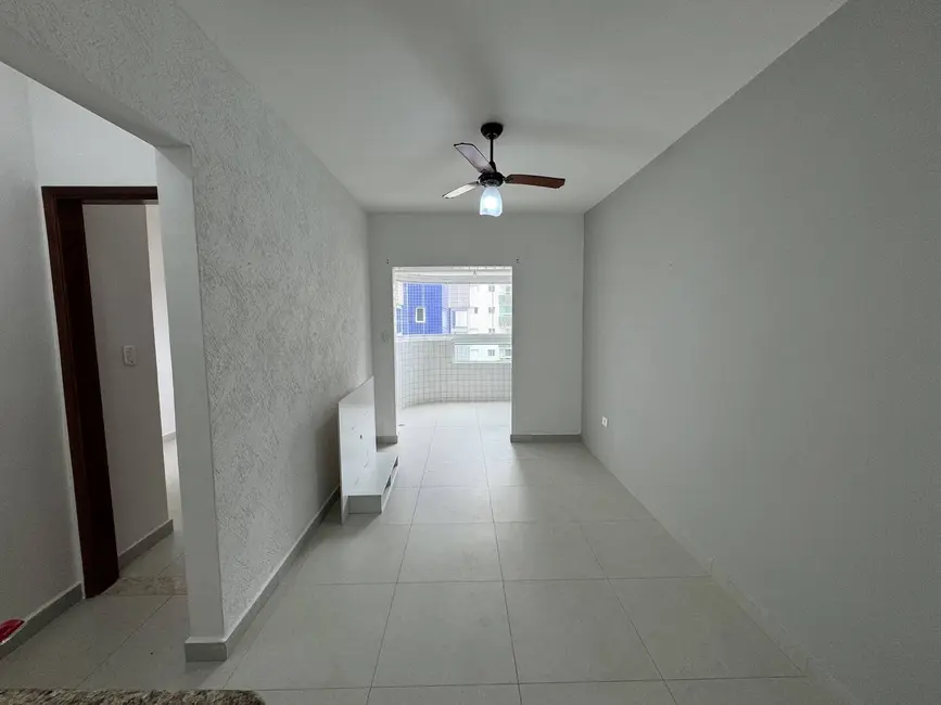 Foto 9 de Apartamento com 1 quarto à venda, 42m2 em Maracanã, Praia Grande - SP