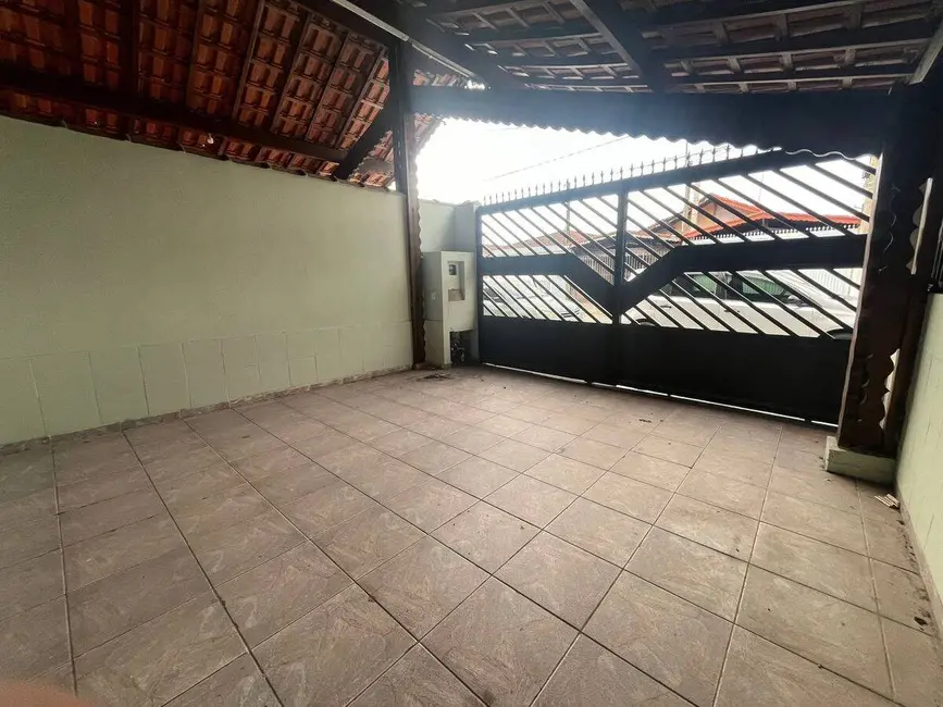 Foto 2 de Casa com 2 quartos à venda, 79m2 em Caiçara, Praia Grande - SP