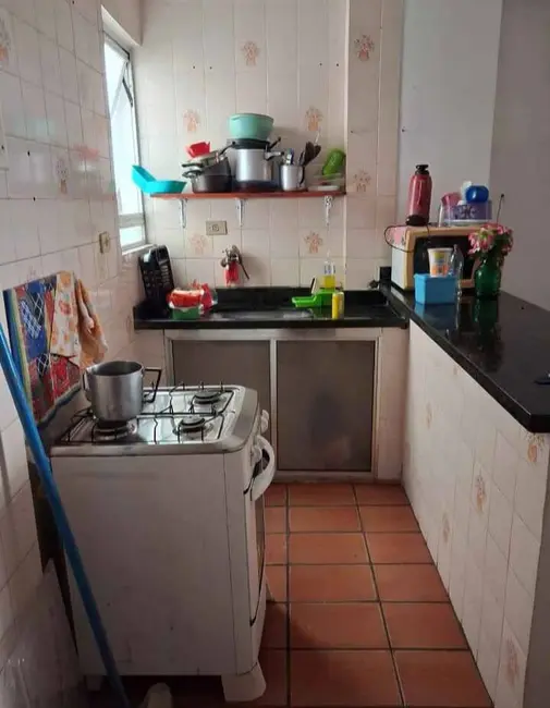 Foto 2 de Kitnet com 1 quarto à venda, 38m2 em Aviação, Praia Grande - SP