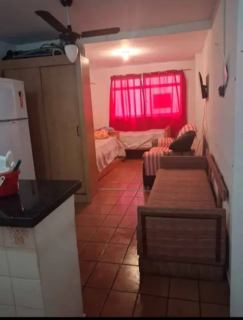 Kitnet com 1 quarto à venda, 38m2 em Aviação, Praia Grande - SP - imagem 3 Foto 3 de Kitnet com 1 quarto à venda, 38m2 em Aviação, Praia Grande - SP