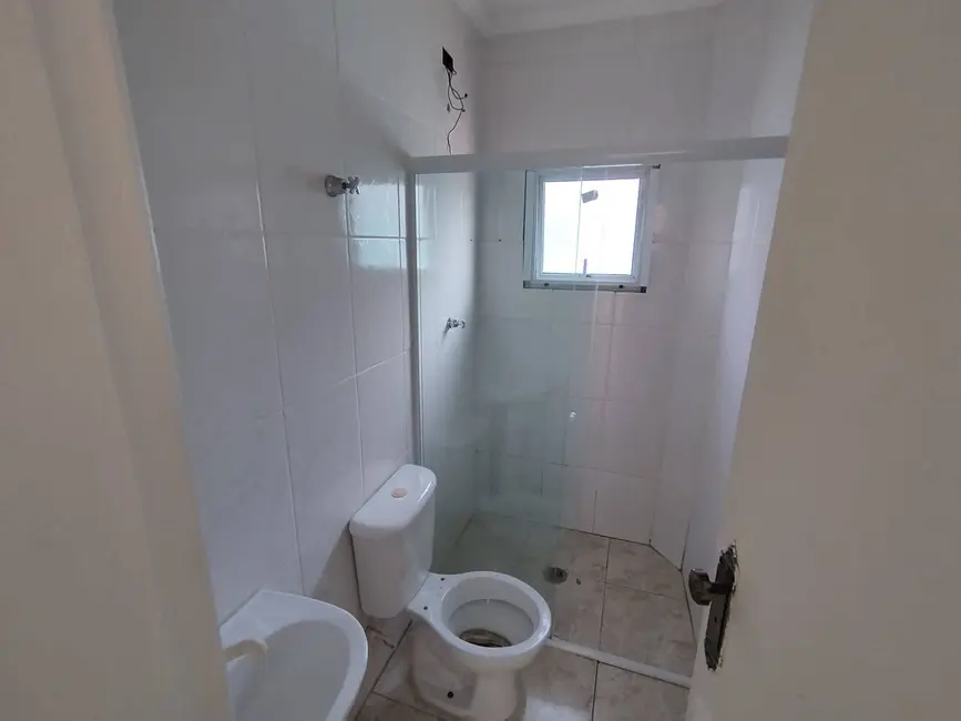 Casa de Condomínio com 3 quartos para alugar, 86m2 em Sítio do Campo, Praia Grande - SP - imagem 9 Foto 9 de Casa de Condomínio com 3 quartos para alugar, 86m2 em Sítio do Campo, Praia Grande - SP